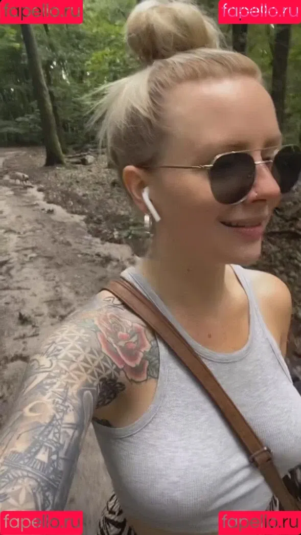 Denise Schwitalle Onlyfans Photo Gallery 