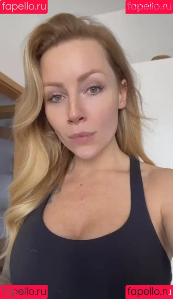 Denise Schwitalle Onlyfans Photo Gallery 