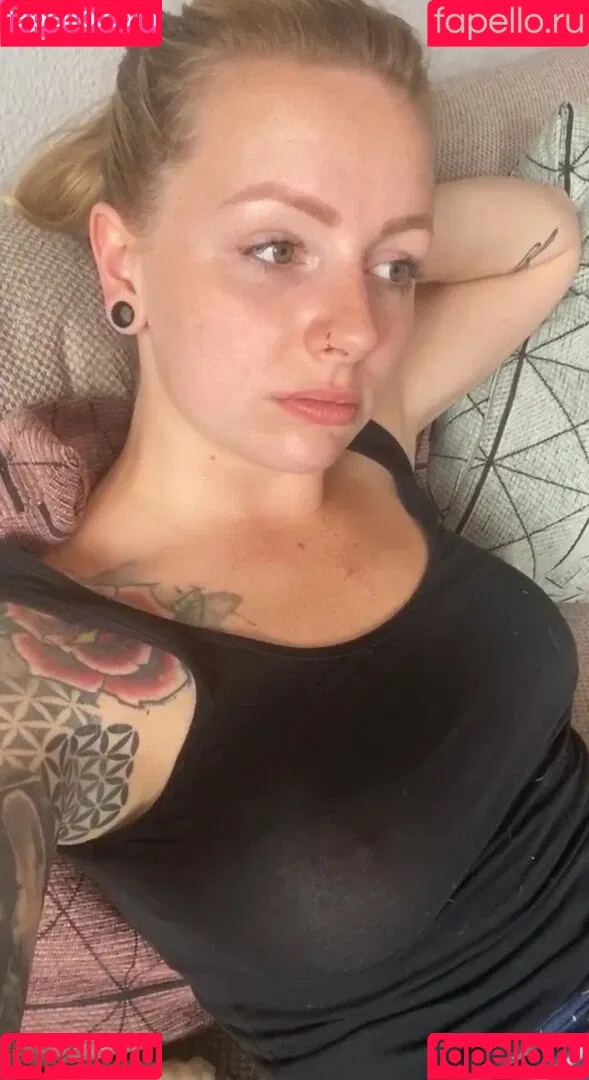 Denise Schwitalle Onlyfans Photo Gallery 