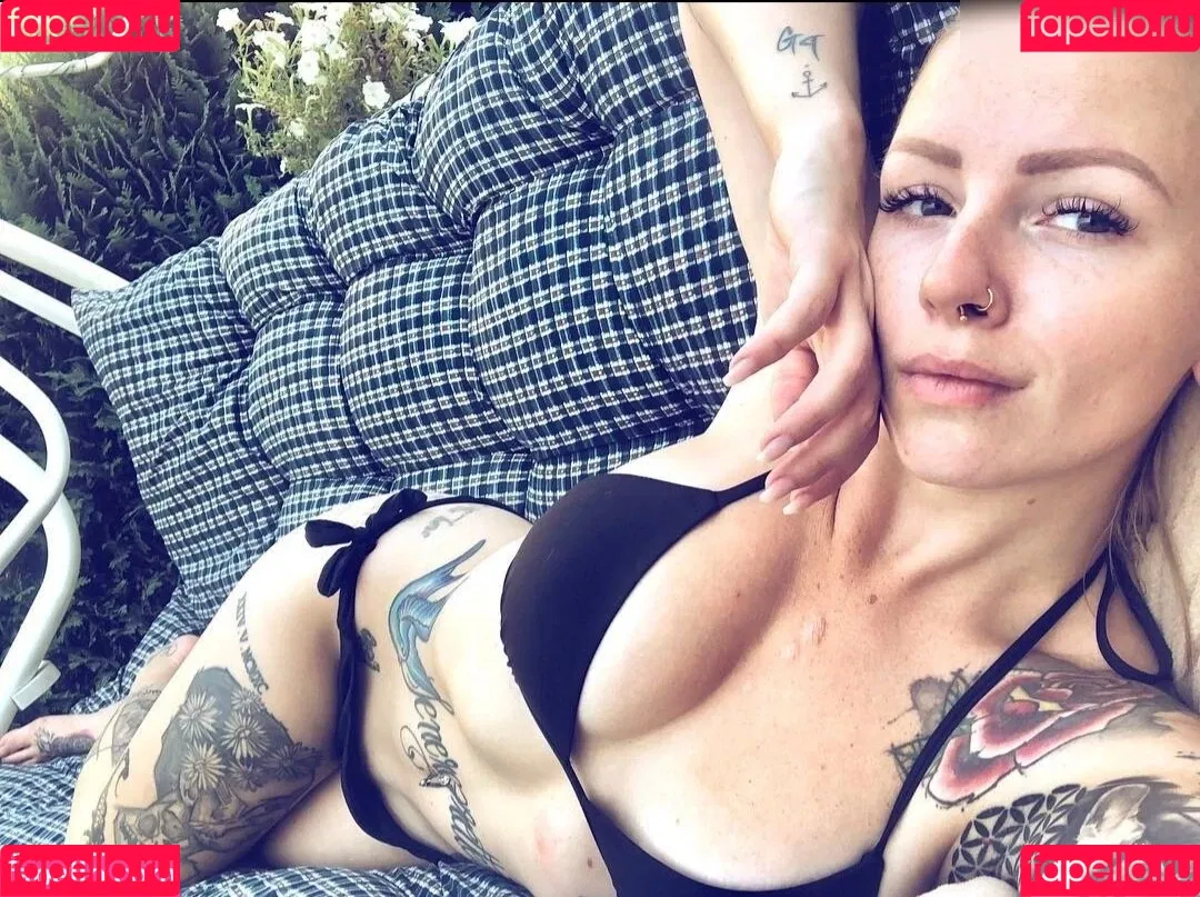 Denise Schwitalle Onlyfans Photo Gallery 