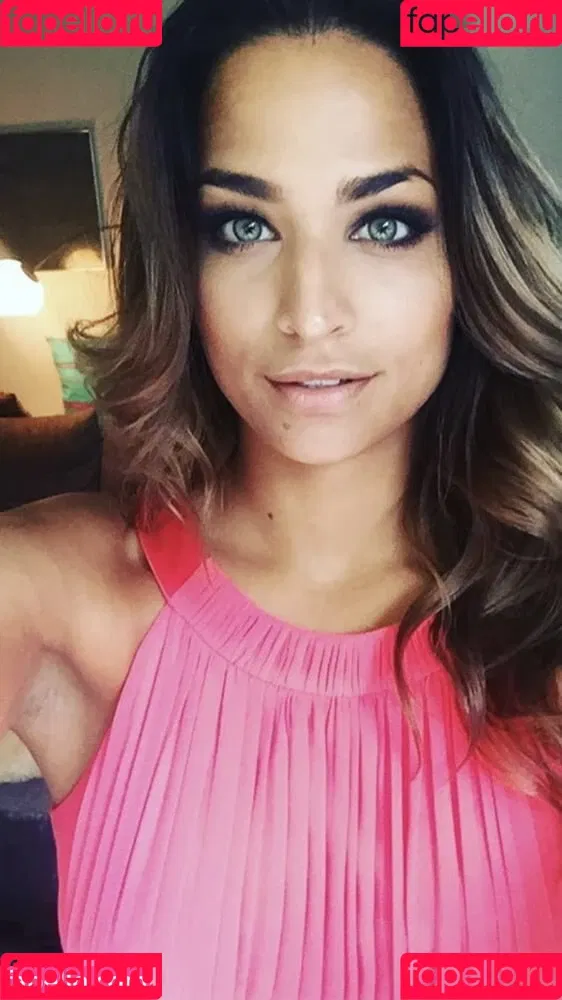 Amira Pocher Onlyfans Photo Gallery 