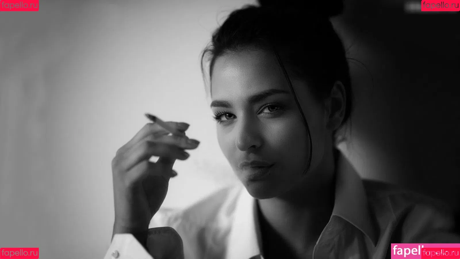 Amira Pocher Onlyfans Photo Gallery 