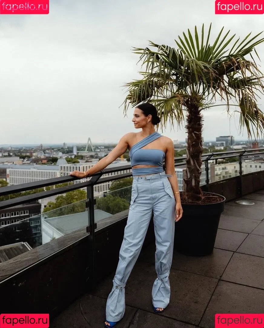 Amira Pocher Onlyfans Photo Gallery 
