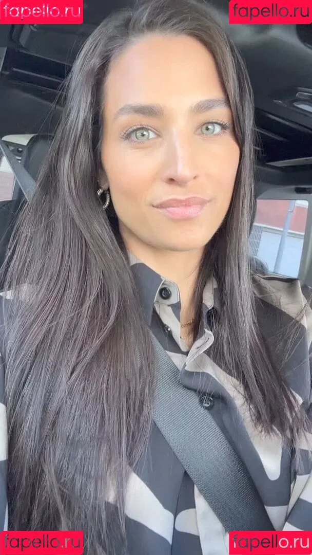 Amira Pocher Onlyfans Photo Gallery 