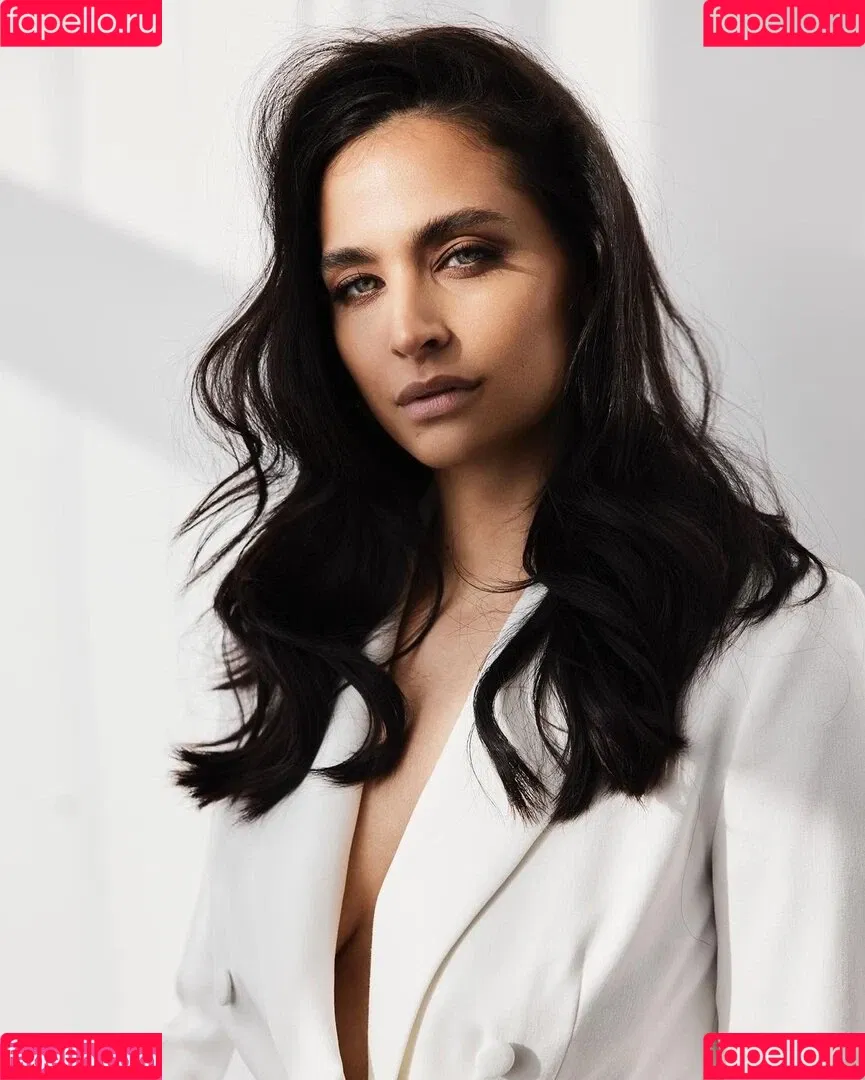 Amira Pocher Onlyfans Photo Gallery 