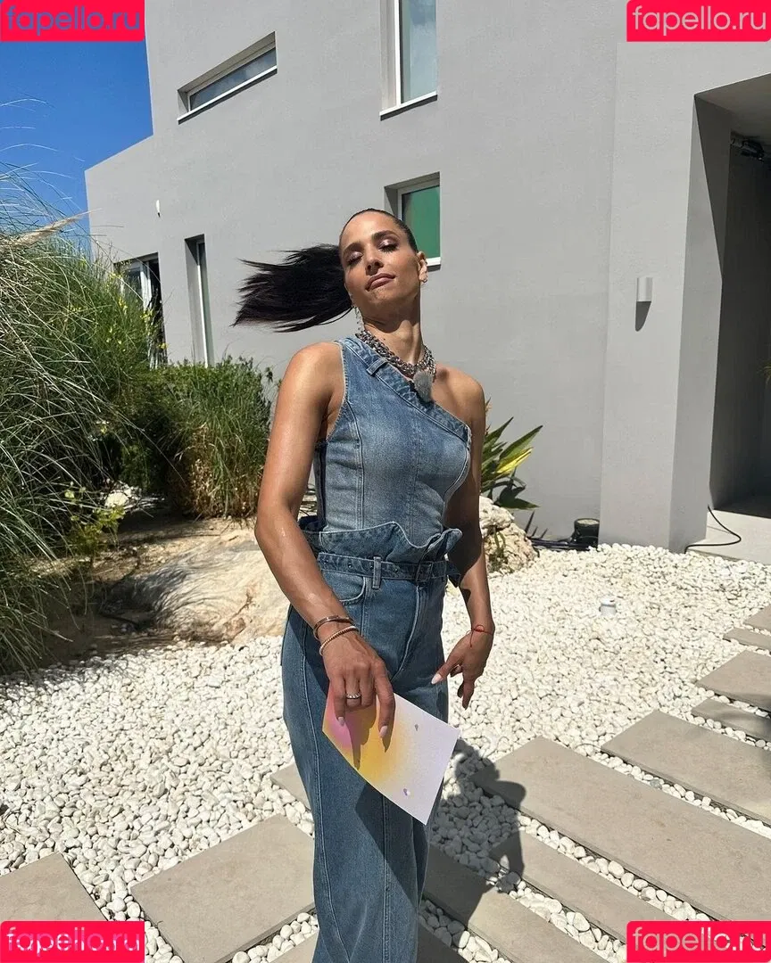 Amira Pocher Onlyfans Photo Gallery 