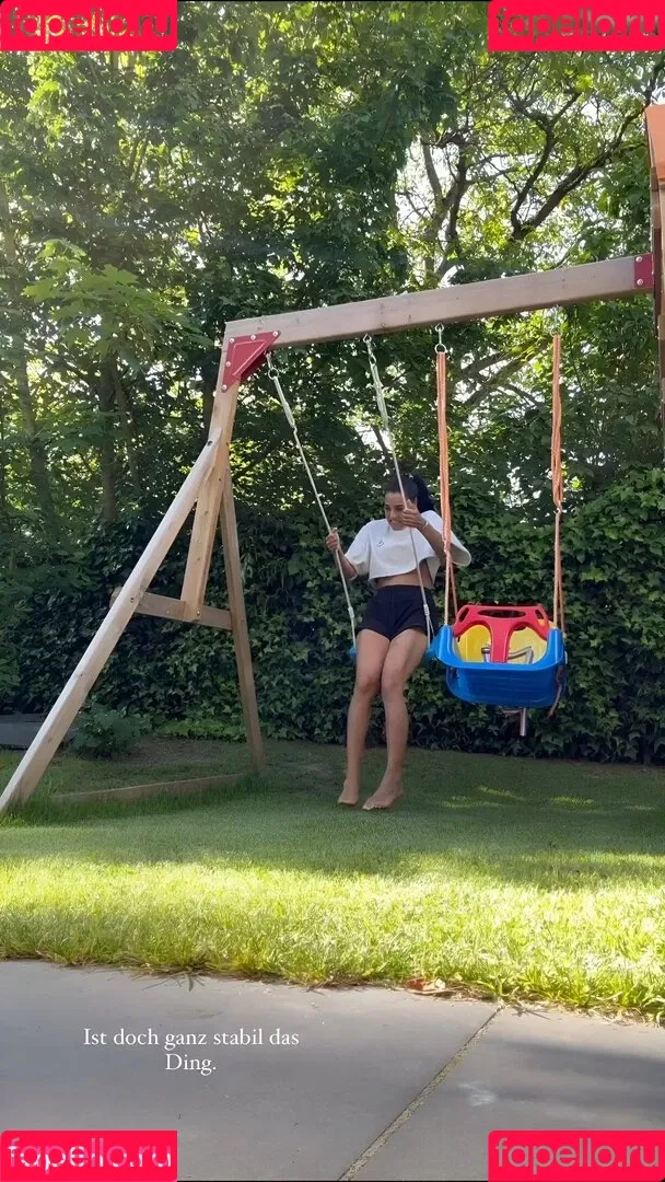 Amira Pocher Onlyfans Photo Gallery 