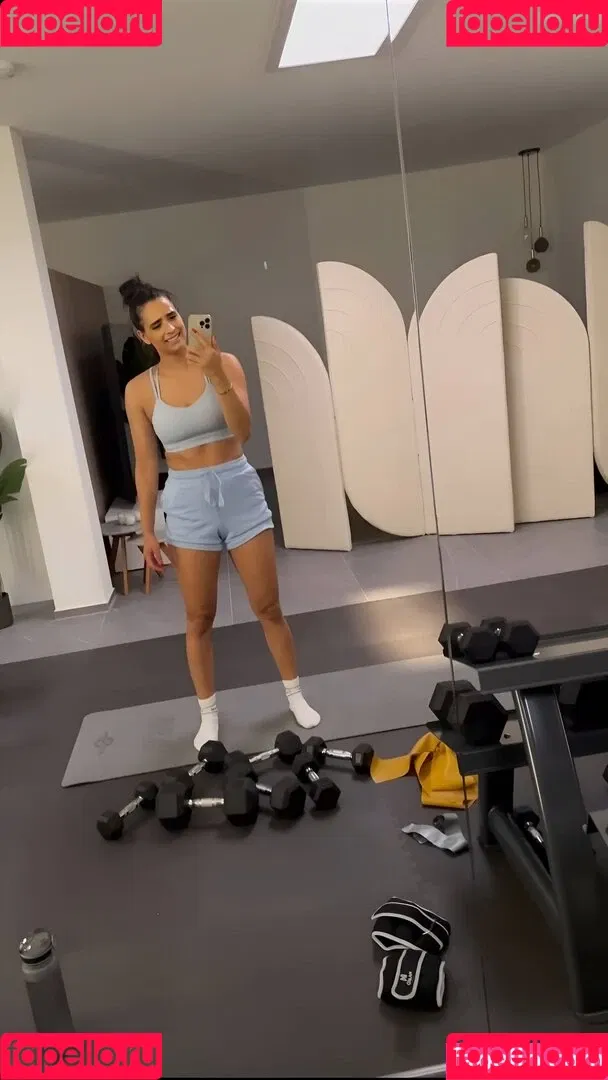 Amira Pocher Onlyfans Photo Gallery 