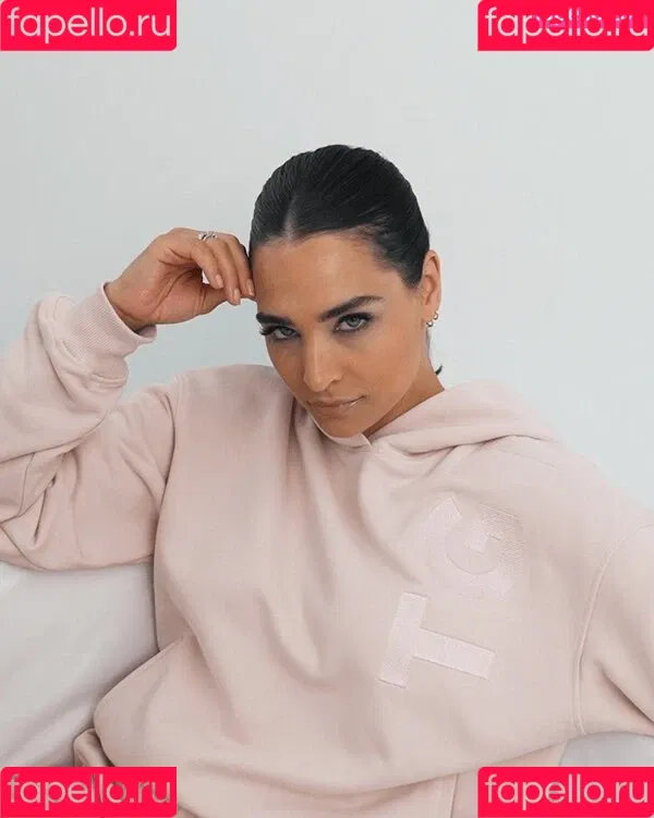 Amira Pocher Onlyfans Photo Gallery 