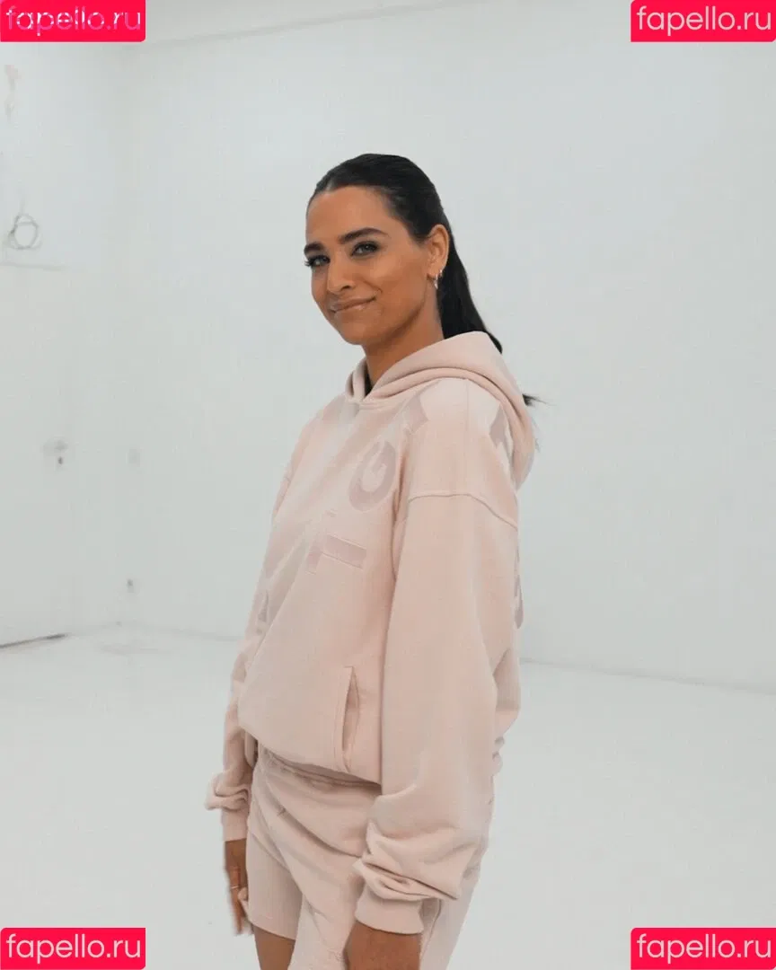 Amira Pocher Onlyfans Photo Gallery 