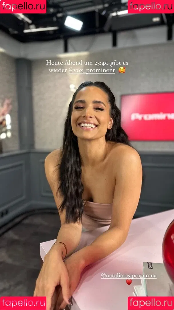 Amira Pocher Onlyfans Photo Gallery 