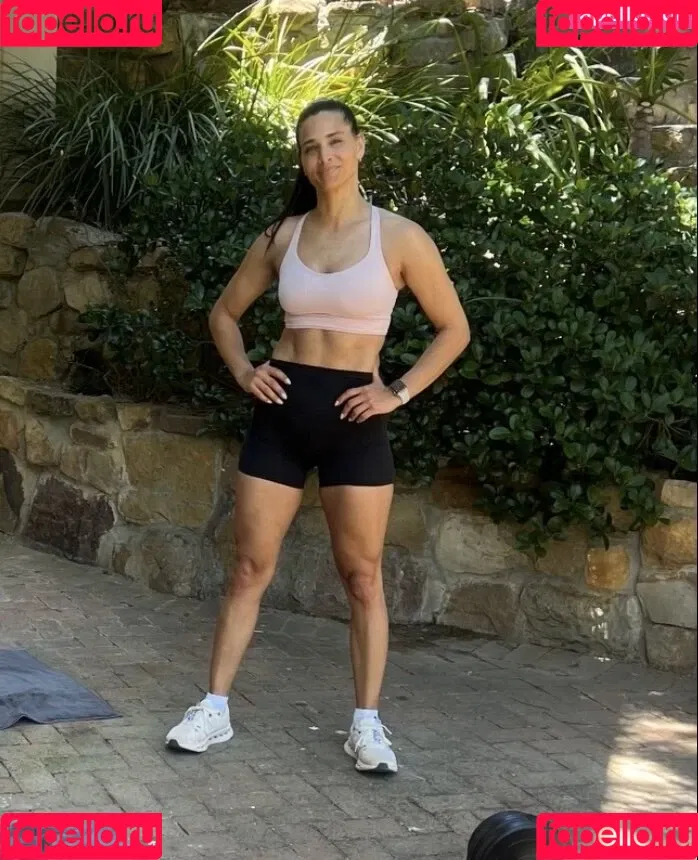 Amira Pocher Onlyfans Photo Gallery 