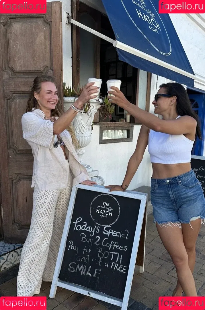 Amira Pocher Onlyfans Photo Gallery 