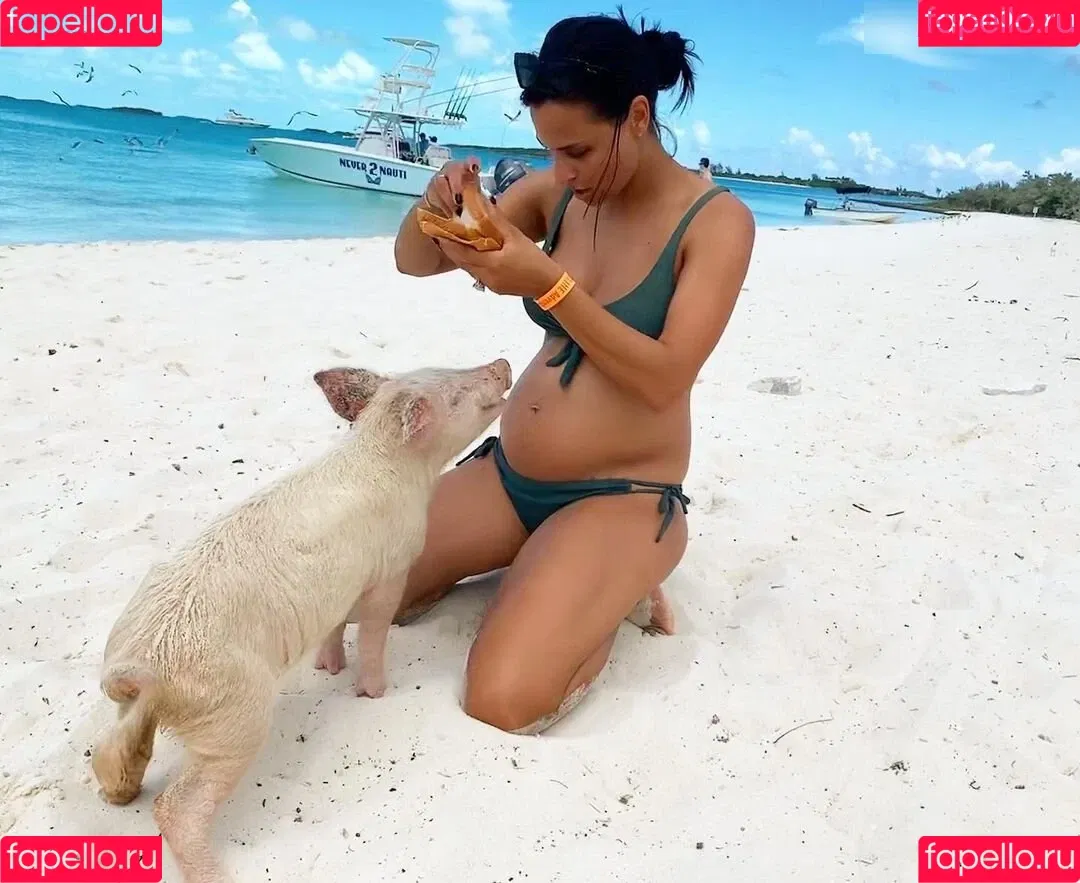 Amira Pocher Onlyfans Photo Gallery 