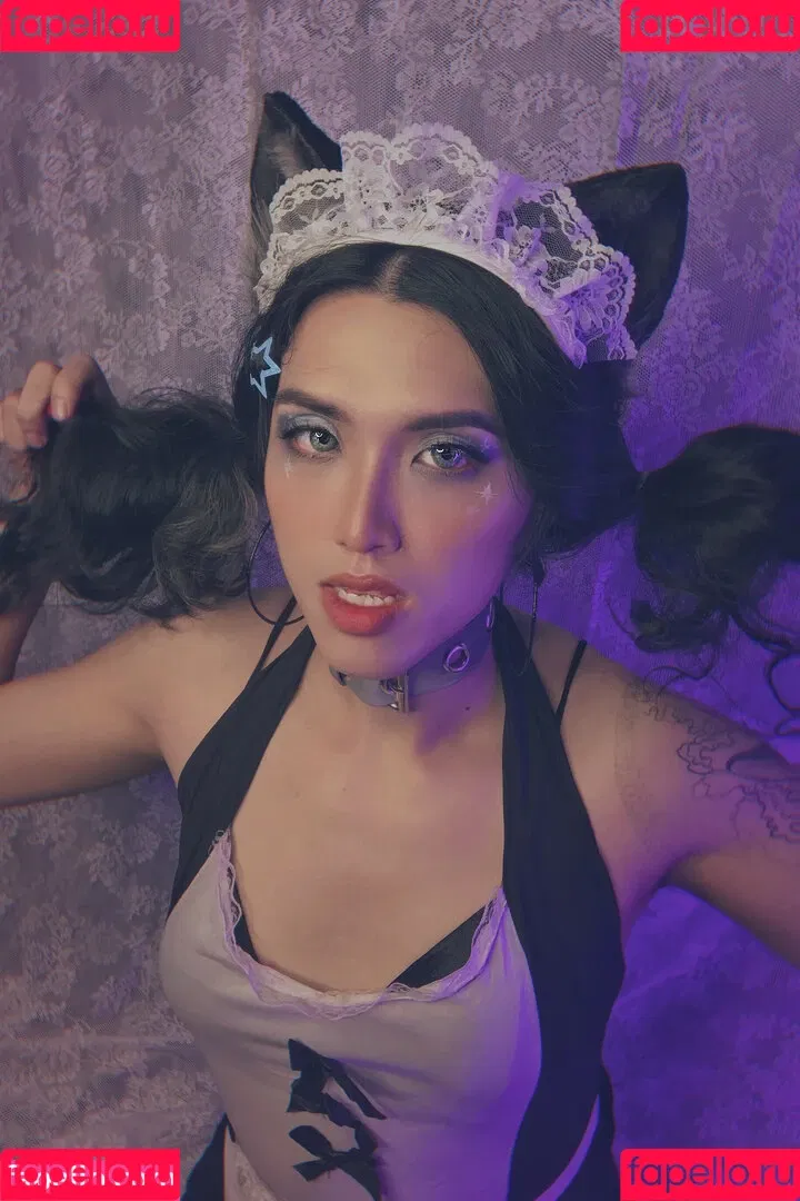 Emily Yunicorn Onlyfans Photo Gallery 