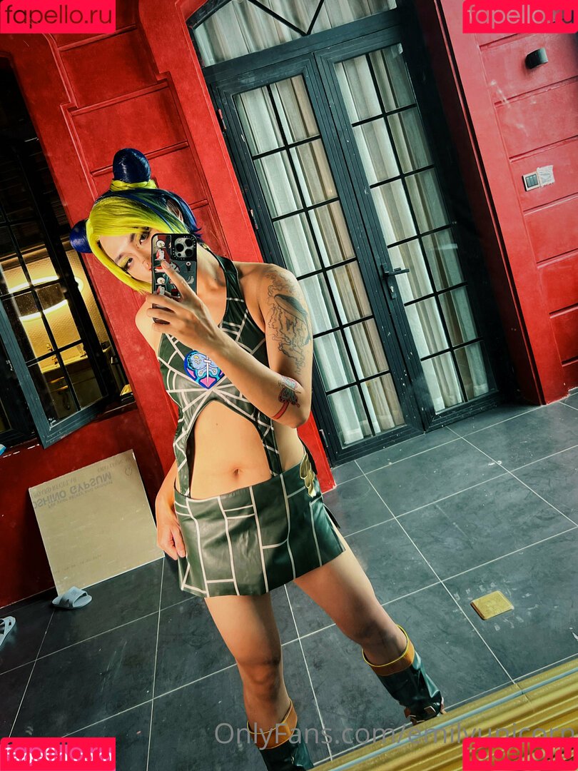 Emily Yunicorn Onlyfans Photo Gallery 