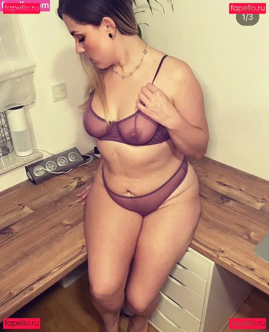 Hotwife_Kle Onlyfans Photo Gallery 