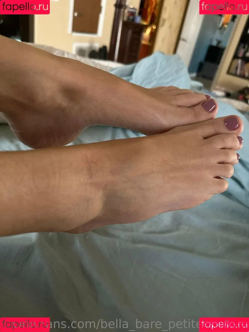 bella_bare_petiteprofxxx Onlyfans Photo Gallery 