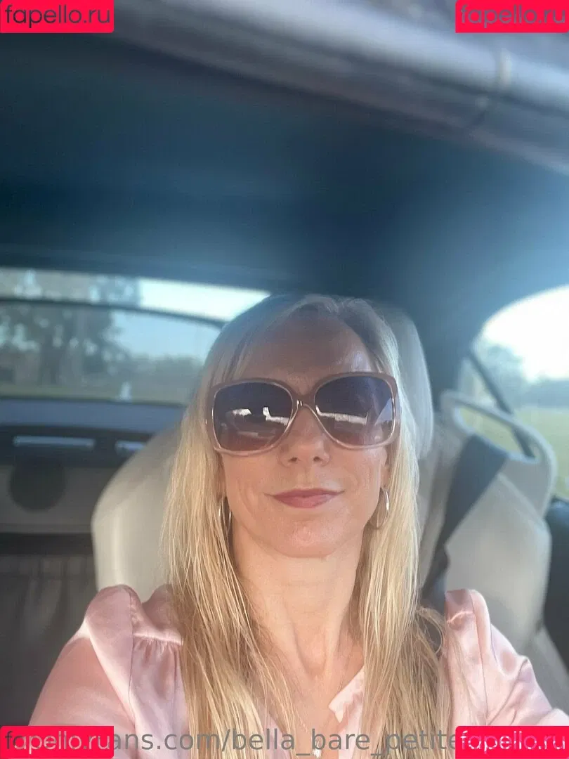 bella_bare_petiteprofxxx Onlyfans Photo Gallery 