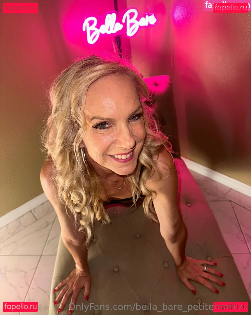 bella_bare_petiteprofxxx Onlyfans Photo Gallery 