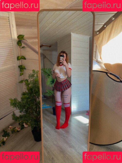 malymvaa Onlyfans Photo Gallery 