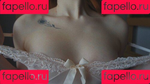 malymvaa Onlyfans Photo Gallery 