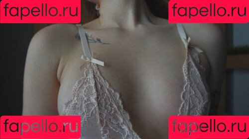 malymvaa Onlyfans Photo Gallery 