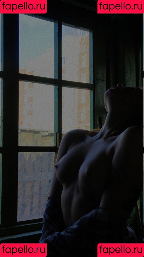 malymvaa Onlyfans Photo Gallery 