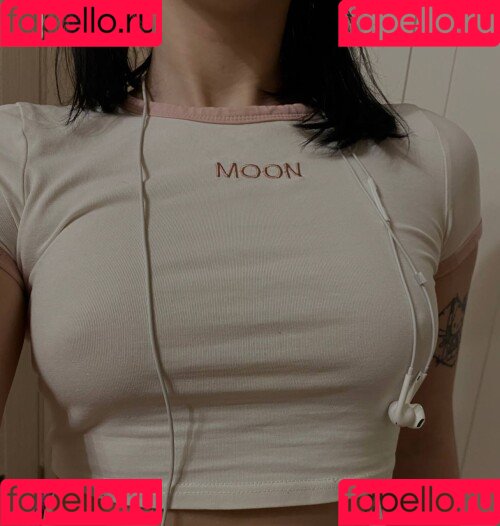 malymvaa Onlyfans Photo Gallery 