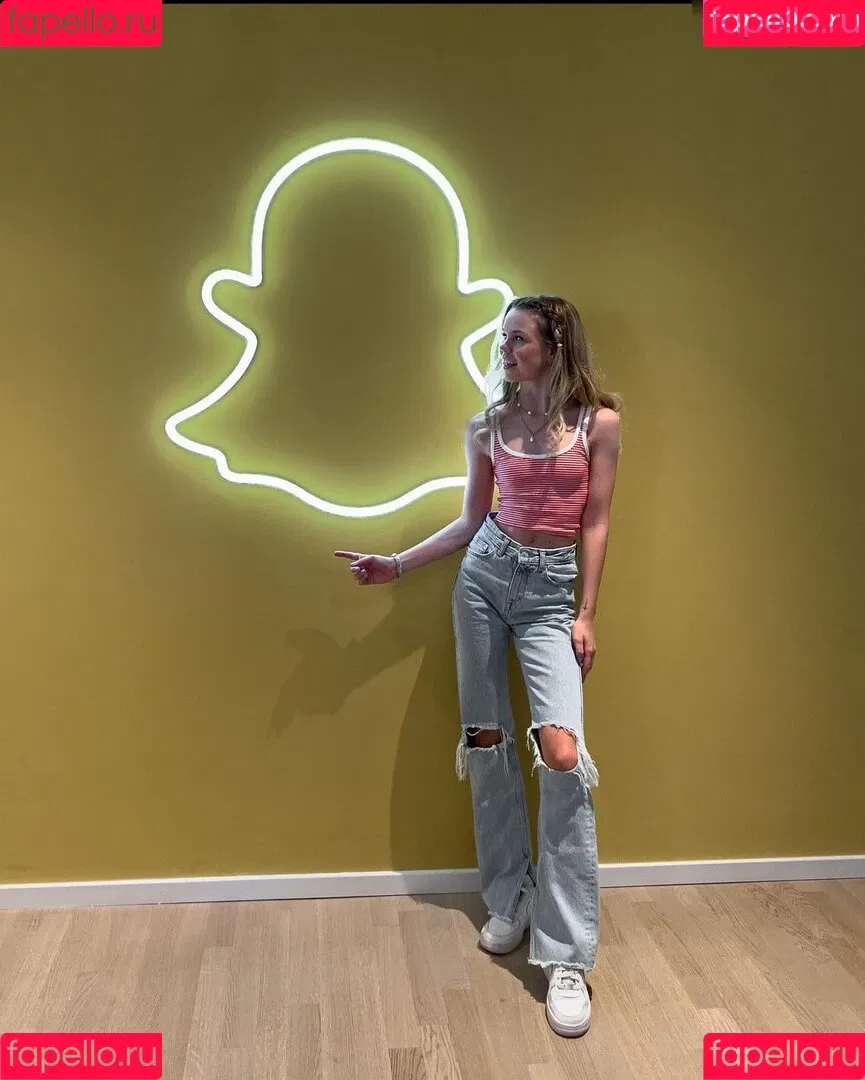 Lea Peach Onlyfans Photo Gallery 