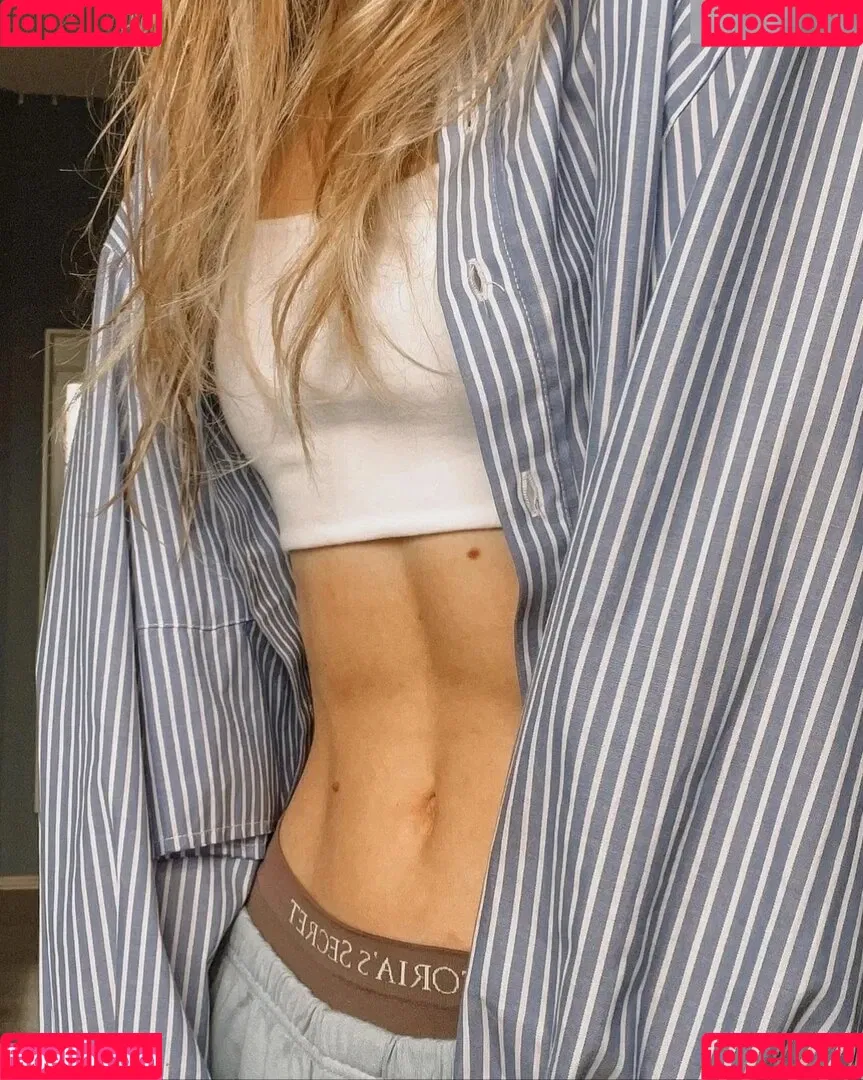 Lea Peach Onlyfans Photo Gallery 