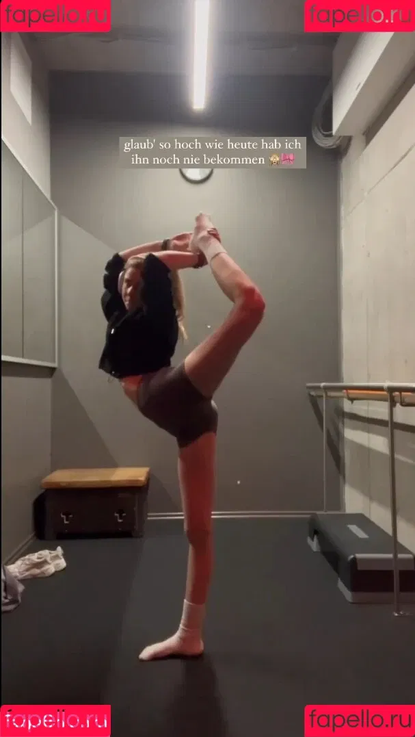 Lea Peach Onlyfans Photo Gallery 
