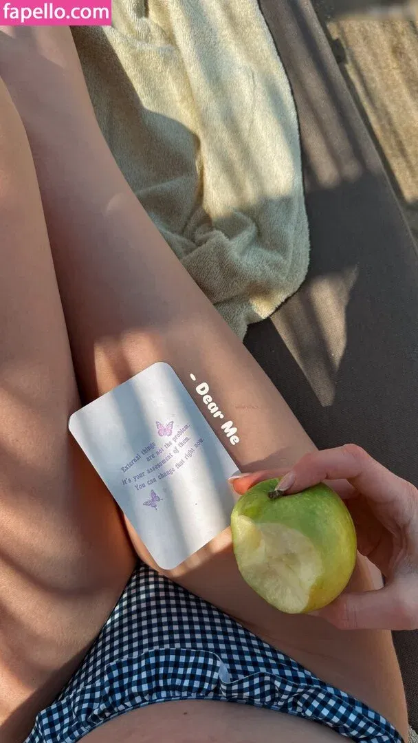 Lea Peach Onlyfans Photo Gallery 