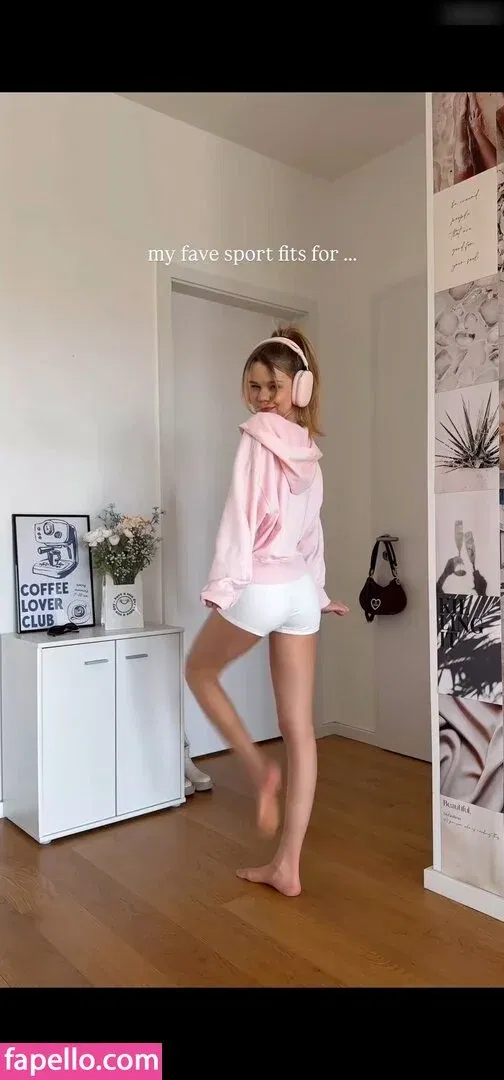 Lea Peach Onlyfans Photo Gallery 