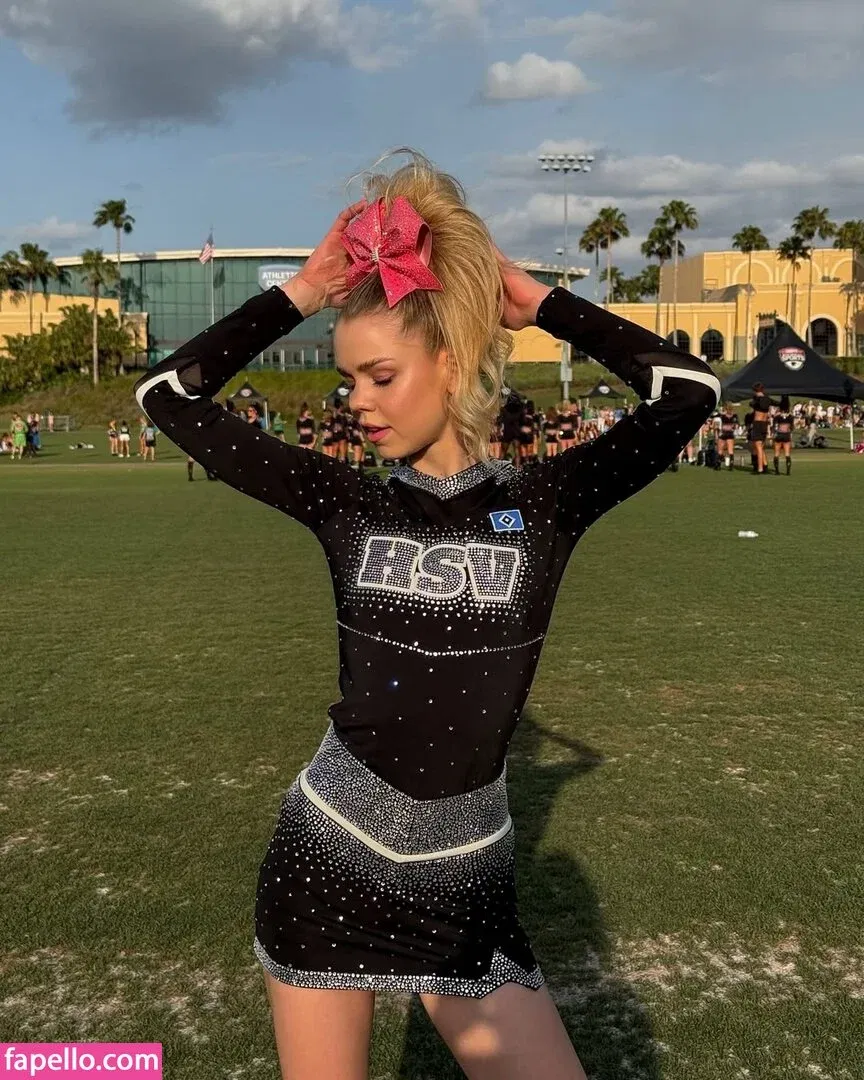 Lea Peach Onlyfans Photo Gallery 