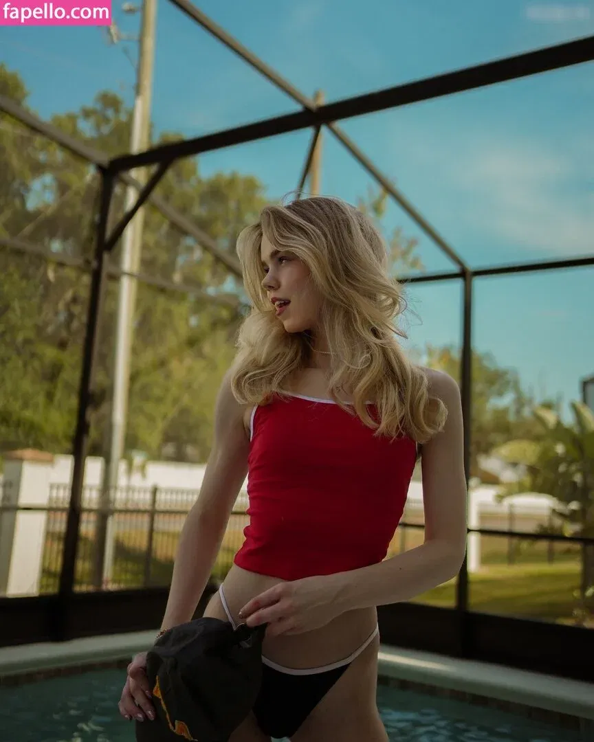 Lea Peach Onlyfans Photo Gallery 