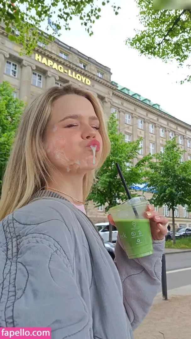 Lea Peach Onlyfans Photo Gallery 