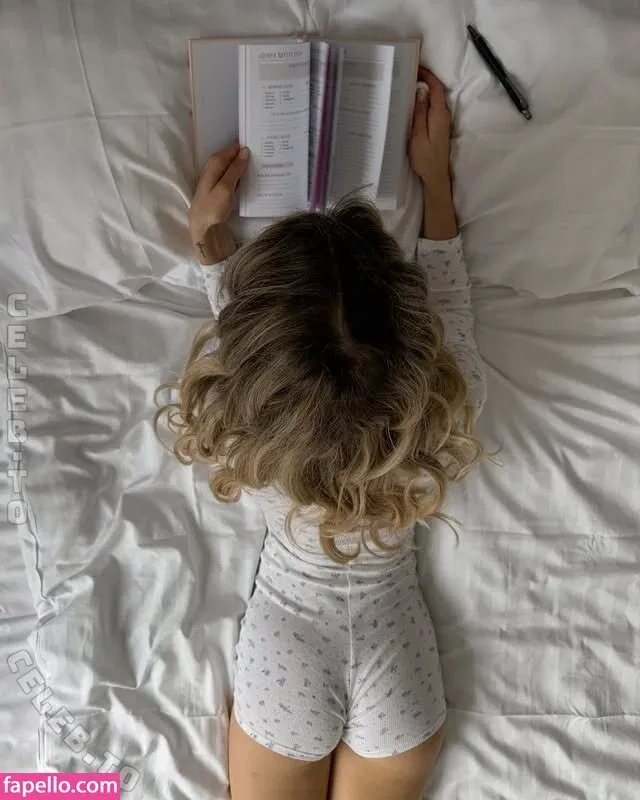 Lea Peach Onlyfans Photo Gallery 