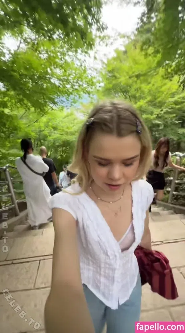 Lea Peach Onlyfans Photo Gallery 