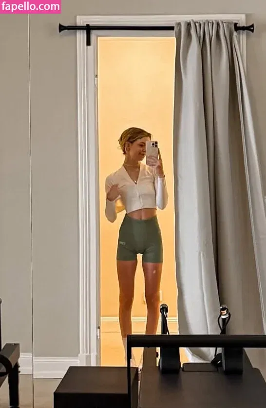 Lea Peach Onlyfans Photo Gallery 