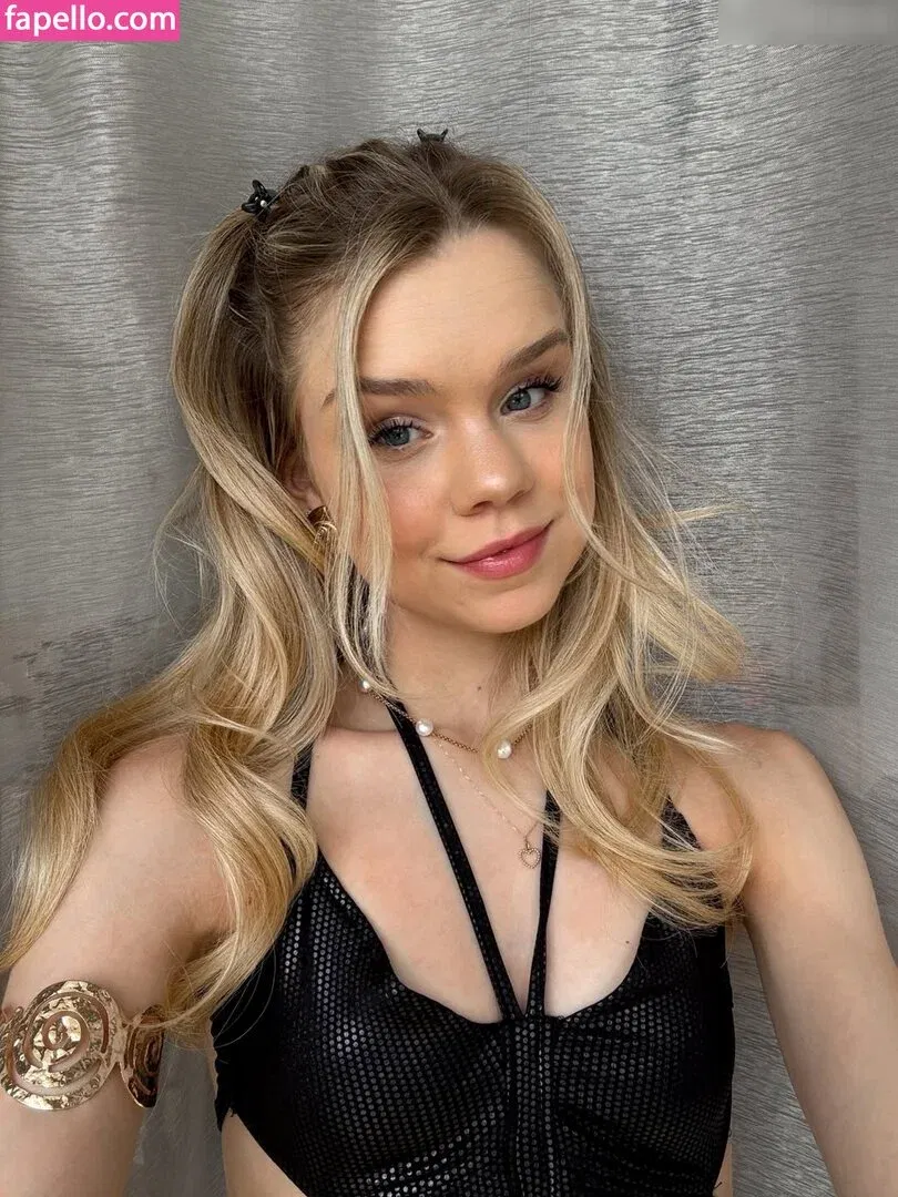 Lea Peach Onlyfans Photo Gallery 