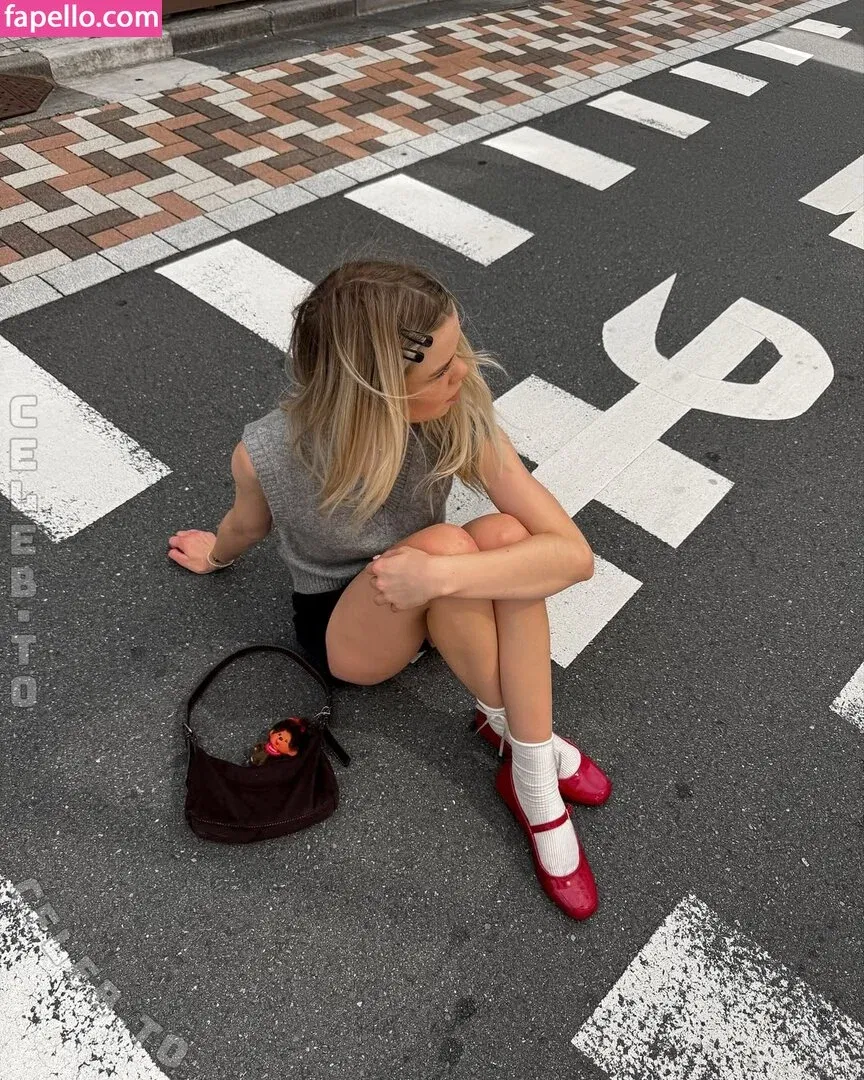 Lea Peach Onlyfans Photo Gallery 