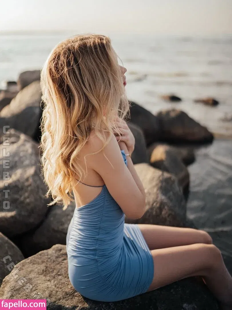 Lea Peach Onlyfans Photo Gallery 