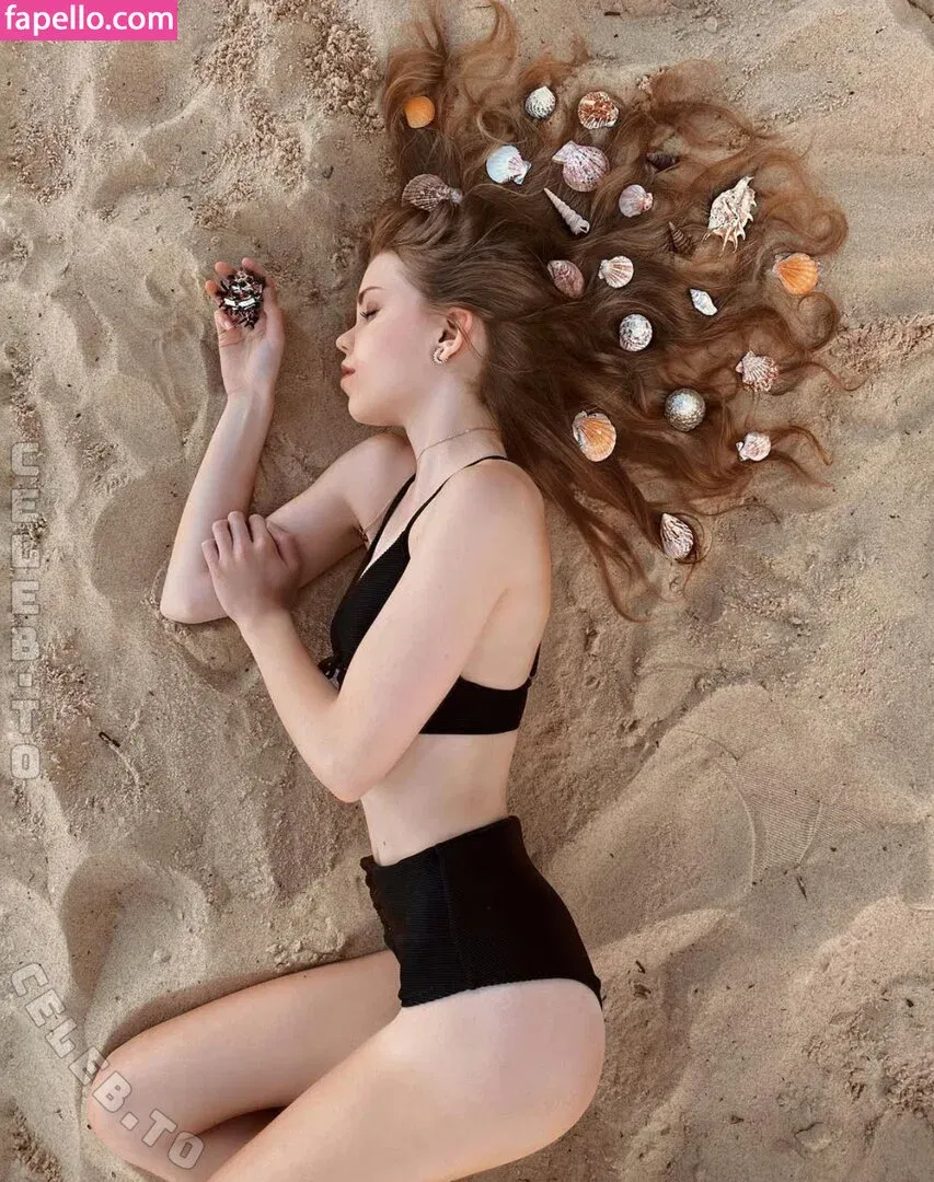 Lea Peach Onlyfans Photo Gallery 