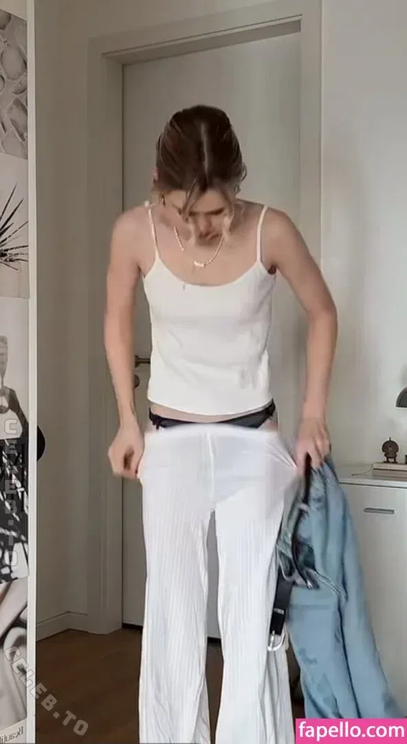 Lea Peach Onlyfans Photo Gallery 