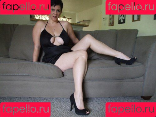 Lea Peach Onlyfans Photo Gallery 