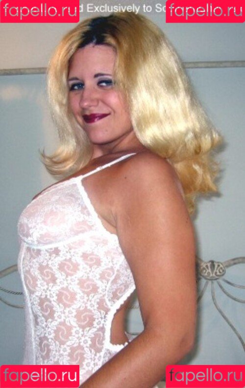 Lea Peach Onlyfans Photo Gallery 