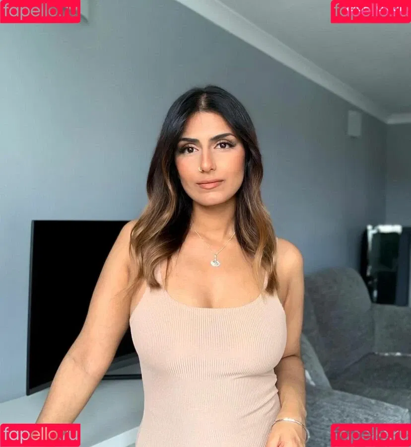 Tindy Kaur Onlyfans Photo Gallery 