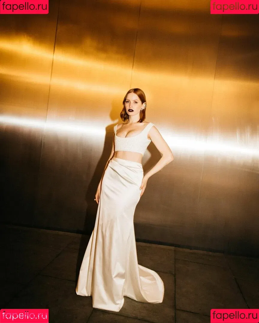 Ellie Bamber Onlyfans Photo Gallery 