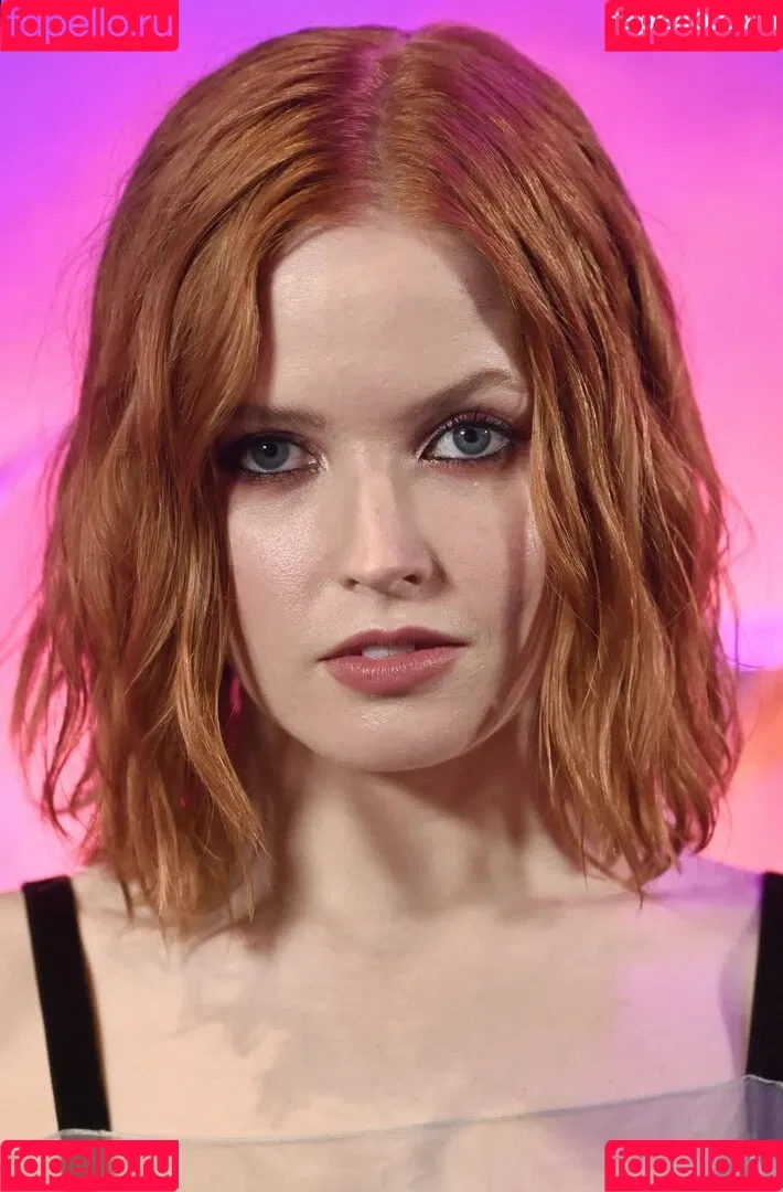 Ellie Bamber Onlyfans Photo Gallery 